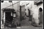 Due chiacchiere per le vie del borgo... Due chiacchiere per le vie del borgo...
