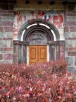 Foto "spero" particolare dell'ingresso laterale della Chiesa di San Candido. Critiche e suggerimenti come sempre ben accetti!
Fuji s7000