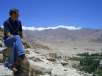 contemplando la Valle dell'Indo contemplando la Valle dell'Indo