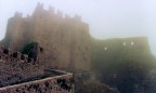 il Castello tra la nebbia il Castello tra la nebbia