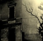 La casa abbandonata.... La casa abbandonata....