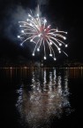 Ecco un altra foto di un fuoco fatta l'altra domenica sulla riva del lago di Lecco. Che ne dite?