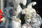 Giù la maschera! Giù la maschera!