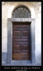 Non aprite quella porta Non aprite quella porta