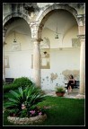 comodamente nel chiostro