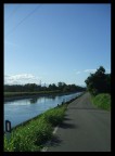 lungo il naviglio lungo il naviglio