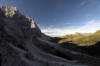 salendo verso il rifugio Mulaz.......