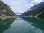 dei riflessi sul lago di livigno..
scattata con una nikon 4600...
chiaramente critiche e commenti ben accetti!!