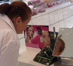 La donna e sempre donna. La donna e sempre donna.