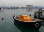 Immagine invernale nel porto di La Spezia.
DMC FZ30, f/5.6, 1/200 sec, 100 ISO, lungh. foc. 35 mm equiv.; 7 febbraio 2006 ore 11:45