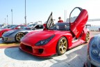 Si tratta della Feed-RX7 in pratica una Mazda RX7 ricarrozzata e con interventi al motore sospensione etc...