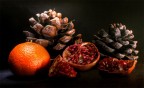 Pigne, melograno e mandarino Pigne, melograno e mandarino
