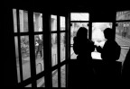 Sul tram a Milano....
Olympus OM1 Zuiko 28 f.3.5 Kodak Tmax 400
(...una quindicina di anni fa)