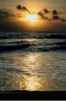 Non c'è notte tanto lunga da impedire al sole di sorgere Non c'è notte tanto lunga da impedire al sole di sorgere