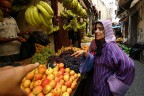 Marocco 05. Tentativi di comunicazioni mediati da una reflex digitale.