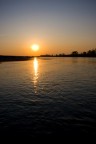 Non dovrei metterla in mostra, non l'ho scattata io.
Oggi facendo un giro in barca per fotografare qualche bestia insieme a Luigi Gibellini, amico e maestro, ho chiesto di farmi uno scatto al tramonto con la mia Canon perch ero impegnato a guidare la barca, questo  il risultato.