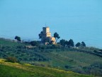 Torre di cerrano da Silvi Paese(moltiplicatore focale) Torre di cerrano da Silvi Paese(moltiplicatore focale)