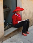 La lettrice........in rosso La lettrice........in rosso