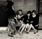 e lasciatela stare ! e lasciatela stare !