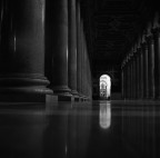 Basilica di San Paolo, Roma, 7:30 del mattino.

Yashica biottica, Delta 400@800, ID11.