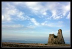 Un antica torre di avvistamento sul mare, come tante, sul litorale salentino.. questa  quella pi vicina a casa mia.. pochissimi chilometri, nell'ultimo scatto fatto prima di trasferirmi qui a Milano..

In questi giorni in cui non posso essere collegato alla rete come vorrei, vi lascio questa immagine..

E' uno di quei posti magici in cui tanto tempo fa andavo per ritrovare un po' di pace e serenit..

PS: L'orizzonte, non  storto..  l'effetto della colorazione del mare e del cielo in quella z