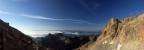 ...una giornata bellissima, il sole ancora basso che flitra tra le varie punte del Monviso e regala dei colori bellissimi a chi lo aspetta al bivacco Andreotti...