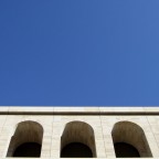 uno. due. tre. uno. due. tre.