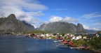 REINE, LA PERLA DELLE LOFOTEN REINE, LA PERLA DELLE LOFOTEN