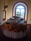 e dopo  una colazione bella massiccia  si va  via  dal castello e ci rechiamo a  passare  una  giornata  intera  del sabato sul lago di bellagio