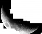 Un mosaico aim incompleto di uno spicchio lunare fatto accoppiando la webcam all'attacco porta oculari di un telescopio matsukov-cassegrain da 90 mm