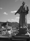 Cesky Krumlov  una delle citt pi belle della Repubblica Ceca, a sud di Praga, vicino al confine con l'Austria. Meta di migliaia di turisti ogni anno  un centro medievale perfettamente conservato, anche se fu gravemente danneggiato dall'inondazione del Vltava del 2002. Adesso  stata restaurata e ve la presento come nuova :mrgreen: