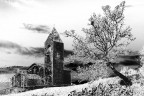 E una chiesetta barbarica in valle di Gresta-Trentino sud.
Con la neve la nebbia il sole, in tutte le stagioni  sempre un piacere fotografarla. Premetto che non sono un cattolico praticante, ma questo vi assicuro  un posto speciale.