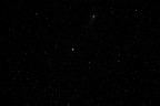 un ultimo tributo a questa splendida cometa verde che ha attraversato il nostro cielo in questi giorni.
Canon 400D - Sigma 70-300 DG Apo Macro - lunghezza focale 86 mm. - Tv 120 sec. - Av f/4.0 - ISO 800 - scatto in parallelo a Konus 60/900 con guida manuale in ascensione retta e declinazione.
Spero vi piaccia!
Ciao.