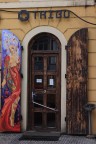 Interno di una persiana di legno di un negozio a Praga