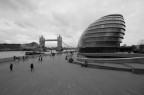 Londra: tra moderno e antico: Tower Bridge e City Hall
Commenti e critiche ben accetti....