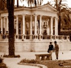 Mano nella mano Mano nella mano