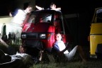 4 gemelli su un apecar