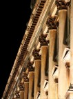 Foto notturna al palazzo dietro il Duomo di Milano

Canon 350D - Sigma APO 70-300mm/f4-5.6
70mm
ISO 800
1/10 s
f/4

(Crop+Smart Sharpen+Levels+Curves)