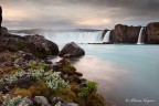 Islanda - Godafoss (cascata degli Dei) Islanda - Godafoss (cascata degli Dei)