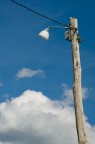 Il palo fabbrica nuvole. Il palo fabbrica nuvole.