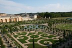 Fantastici i disegni nel giardino del castello di Versailles, a quei tempi non badavano a spese
