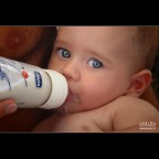 Chicco...dove c'è un bambino. Chicco...dove c'è un bambino.