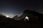 Sorge la luna Sorge la luna