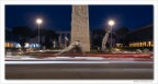 Il risveglio (awakening)  una scultura di uno dei pi famosi artisti americani Seward Johnson. L'opera, realizzata in "fiberglass" consta di cinque elementi di dimensioni gigantesche e si sviluppa per circa 30 metri.
Il Risveglio ..... in una metropoli frenetica del 2009...
Io l'ho immaginata cos.........