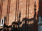 Riflessi su muro