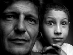 il giardiniere e suo figlio dopo una domenica di lavoro il giardiniere e suo figlio dopo una domenica di lavoro