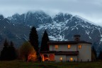 Il Santuario e la montagna Il Santuario e la montagna