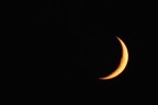 Se guardi in alto c'è ancora la luna... Se guardi in alto c'è ancora la luna...