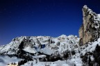Piccole dolomiti in notturna. Piccole dolomiti in notturna.