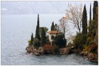Il promontorio di Tempesta sul lago di Garda inavvicinabile da terra  uno dei luoghi pi belli ed esclusivi del lago.
Ivo